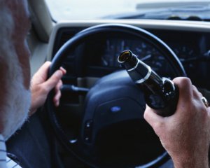 "Тело спало": под Киевом пьяный отставник СБУ устроил аварию