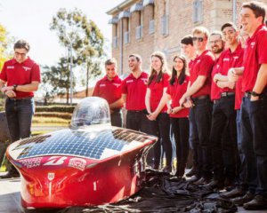 3000 км без дозарядки - створили електрокар на сонячних батареях