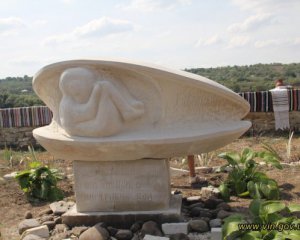 Создали единственный в Украине памятник мидиям
