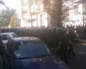 На Марше равенства в Харькове произошел взрыв