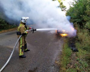 Біля Узина загорівся автомобіль