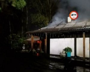 Показали відео пожежі в будинку Гонтаревої під Києвом