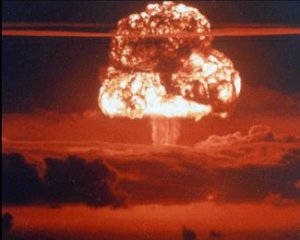 Погибнут десятки миллионов: ученые смоделировали последствия ядерной войны между США и РФ