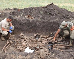 Розкопали братську могилу періоду Другої світової війни