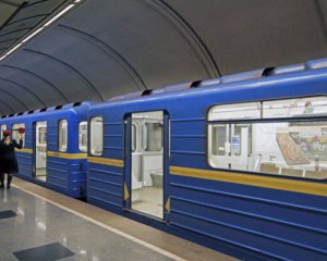У Києві відновили рух метро
