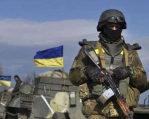 На Донбассе во время обстрелов пострадали четверо украинских военных