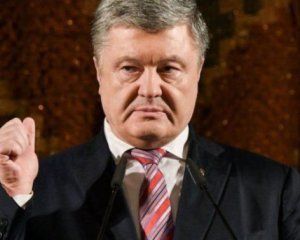 ДБР йде шляхом Януковича - Порошенко про обшуки