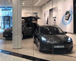 В каких соседних странах откроют магазины Tesla