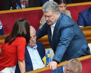 У Порошенко хотят видеть Рябошапку в Раде