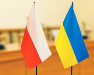 Польша хочет построить новые кладбища в Украине