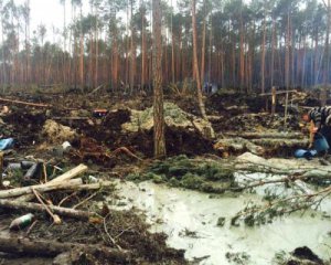 Уряд оголосив війну &quot;чорним&quot; бурштинокопачам