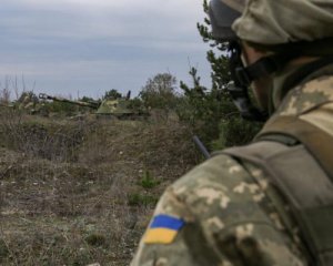 На Донбассе активизировались боевики: пострадал украинский воин