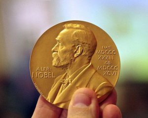 Назвали лауреатів Нобелівської премії з медицини та фізіології