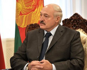 Зеленського залишили віч-на-віч із війною на Донбасі — Лукашенко
