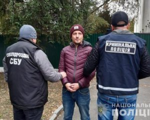 Поліцейські затримали кримінального авторитета