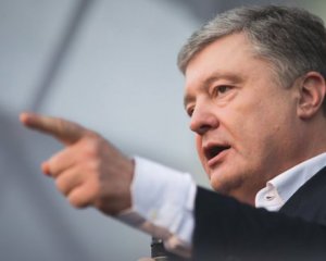 Порошенко прокомментировал пресс-марафон Зеленского