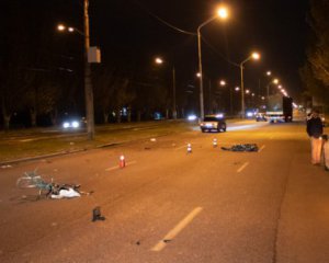 Смерть на пешеходном переходе: Opel сбил велосипедистов