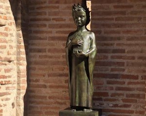 В Бельгии открыли памятник Анне Киевской