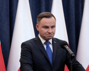 Президент Польщі пропонує тиснути на Росію
