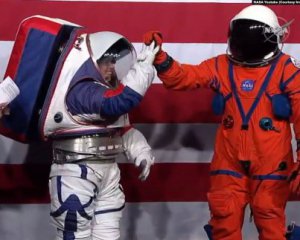 Показали костюмы, в которых сойдут астронавты на Луну