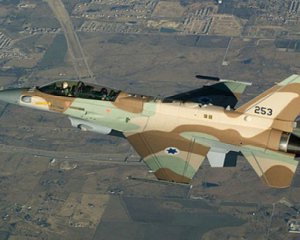 Неожиданная атака: Израиль бомбит Сирию
