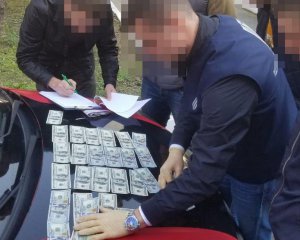 Руководители полицейского участка погорели на взятке