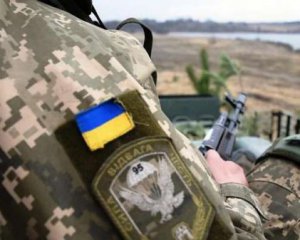 На Донбасі підірвався український воїн