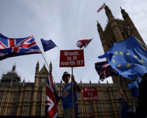 Великобритания пошла на уступки ЕС - эксперт о новом соглашении о Brexit
