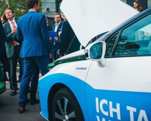 BMVI инвестирует в водородные автомобили 23,5 млн евро