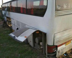 Автобус с украинцами перевернулся в Румынии