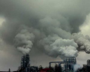 Не радять гуляти: у частині Києва високий рівень забруднення повітря