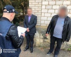 Работников фискальной службы разоблачили на взятке