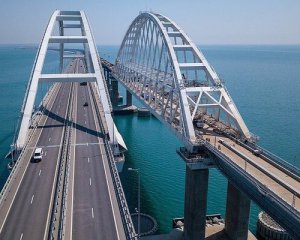 &quot;Стоит пятками на глине&quot; - Крымскому мосту предрекают крах