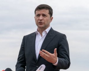 Зеленский прокомментировал отвод армии на Донбассе