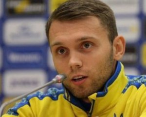 Защитник сборной Украины рассказал, где заработал на квартиру в центре Киева