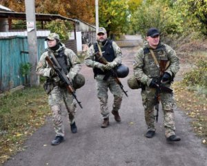 ЄС схвалює розведення військ у Золотому