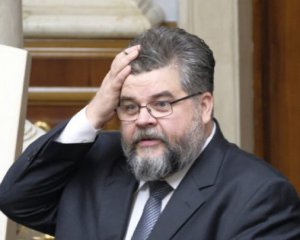 Яременко написав заяву про складення повноважень голови комітету
