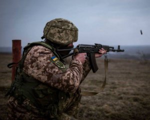 Боевики обстреляли украинцев из гранатометов: 4 пострадавших