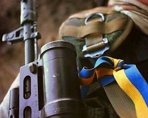 Во время утренних обстрелов пострадал украинский воин