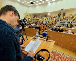 Украинцы пишут Радиодиктант национального единства (он-лайн)