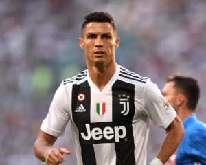 Роналду покинув стадіон під час матчу проти "Мілана"