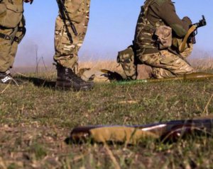 На Донбассе подорвались двое военных