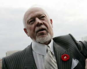 Канадський хокейний експерт "образив" емігрантів згадкою про червоний мак.