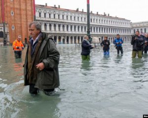 В Венеции объявили чрезвычайное положение - затопило более 80% города