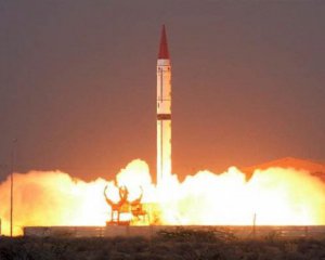 Пакистан запустил ракету, способную нести ядерный заряд