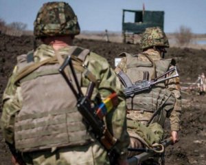 Бойовики обстріляли українських бійців у районі Залізного