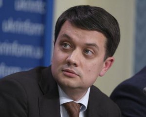 "Нормальна робоча обстановка" — Разумков про конфлікти з Богданом
