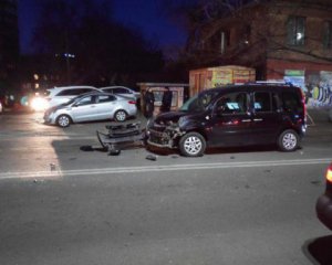 Поліція зі стріляниною ловила утікача