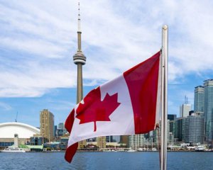 До Канади без візи: коли чекати спрощення візового режиму