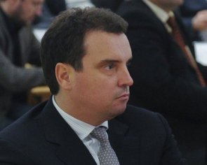 Трохи більше 4 тис. грн - директор "Укроборонпрому" розповів про свою зарплату